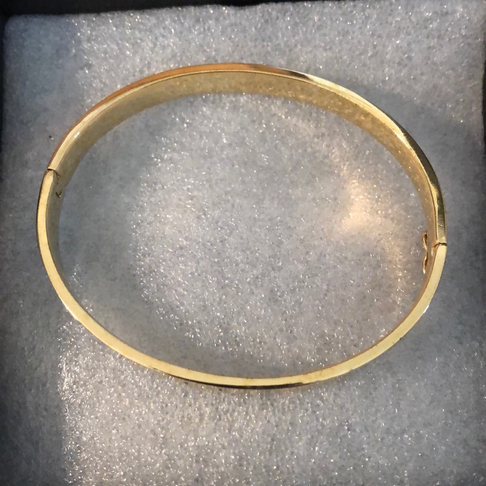 Stella and Dot bangle